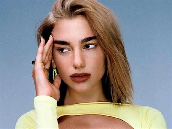 5 of our favourite Dua Lipa performances