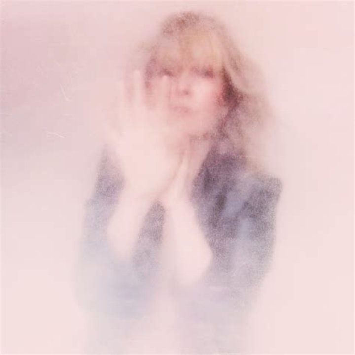Acclaimed Artist Donna Lewis Releases 