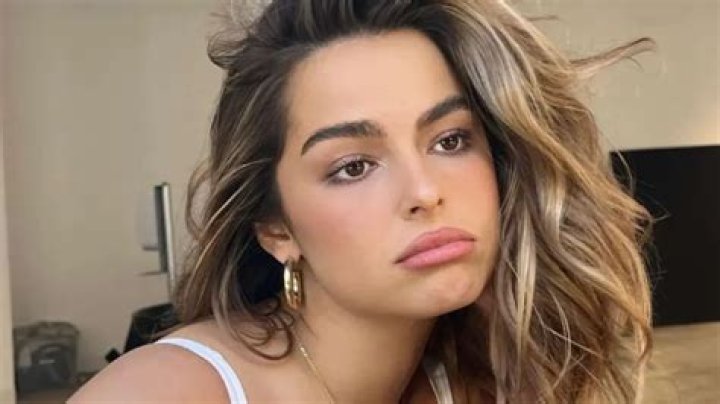Addison Rae- Age, Bio, Wiki, Boyfriend, Weight, Height, Net Worth, Career
