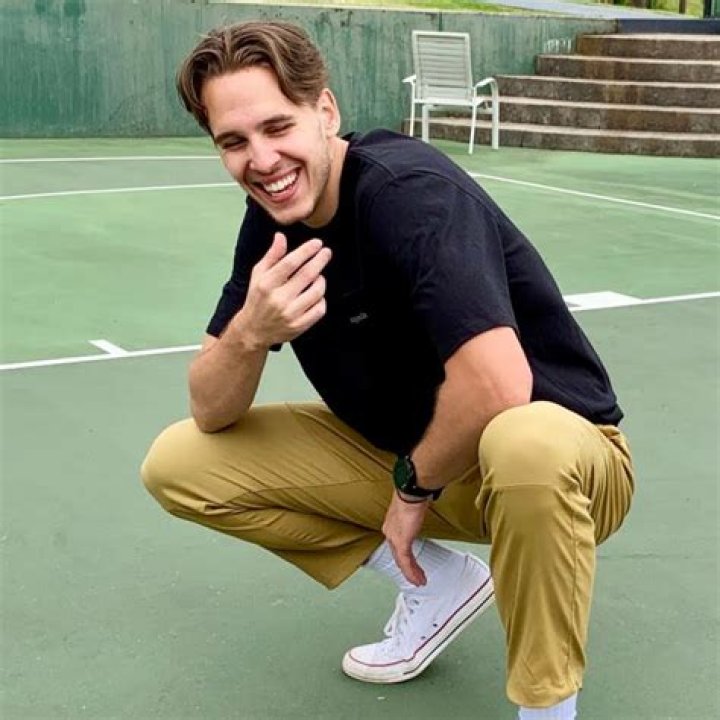 AJ Lapray Net Worth, Age, Height, Bio, Birthday, Wiki!