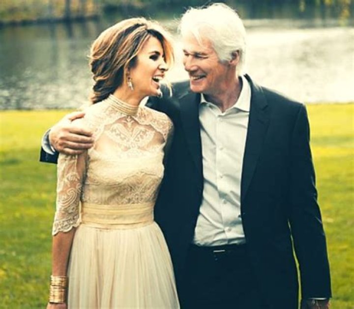 Alejandra Silva- Wiki, Age, Ethnicity, Husband, Height, Net Worth