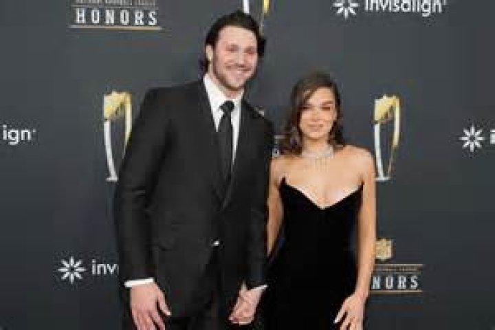 Allen Carter’s Girlfriend: Who is Allen Carter Dating?