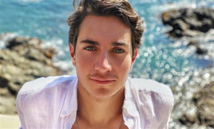 Andrés Zurita Net Worth, Age, Height, Bio, Birthday, Wiki!