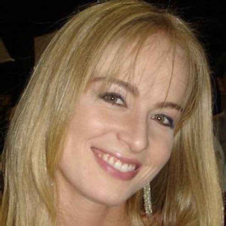 Angelica Ksyvickis - Net Worth, Age, Height, Birthday, Bio, Wiki!
