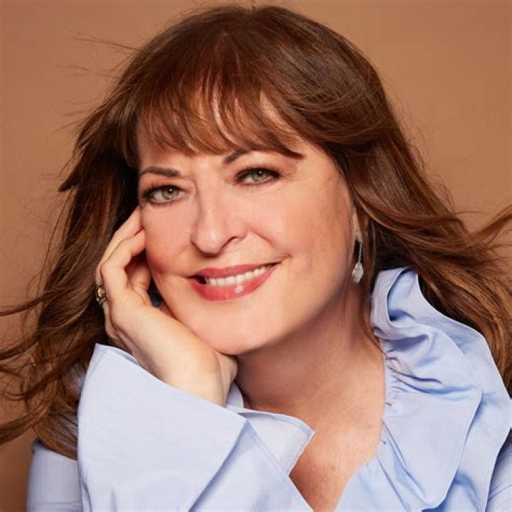 Ann Hampton Callaway - Net Worth, Age, Height, Birthday, Bio, Wiki!