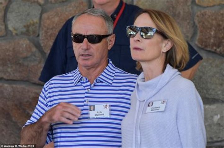 Are Rob Manfred’s And Wife Colleen Manfred Still Together