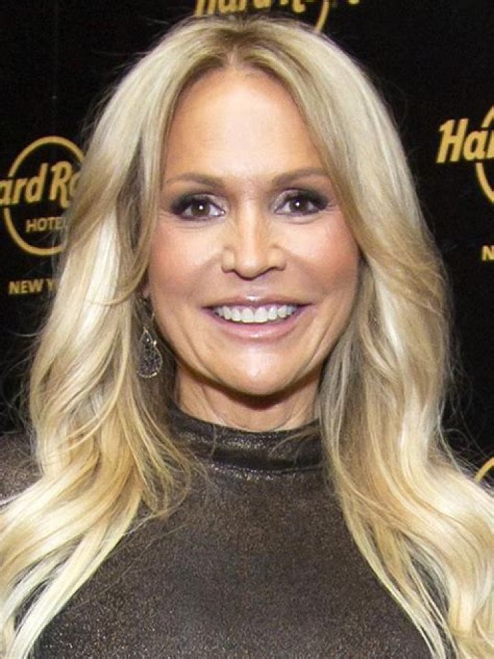 Barbara Alyn Woods Net Worth, Age, Height, Bio, Birthday, Wiki!