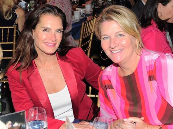 Brooke Shields Siblings: Meeh Her 4 Siblings