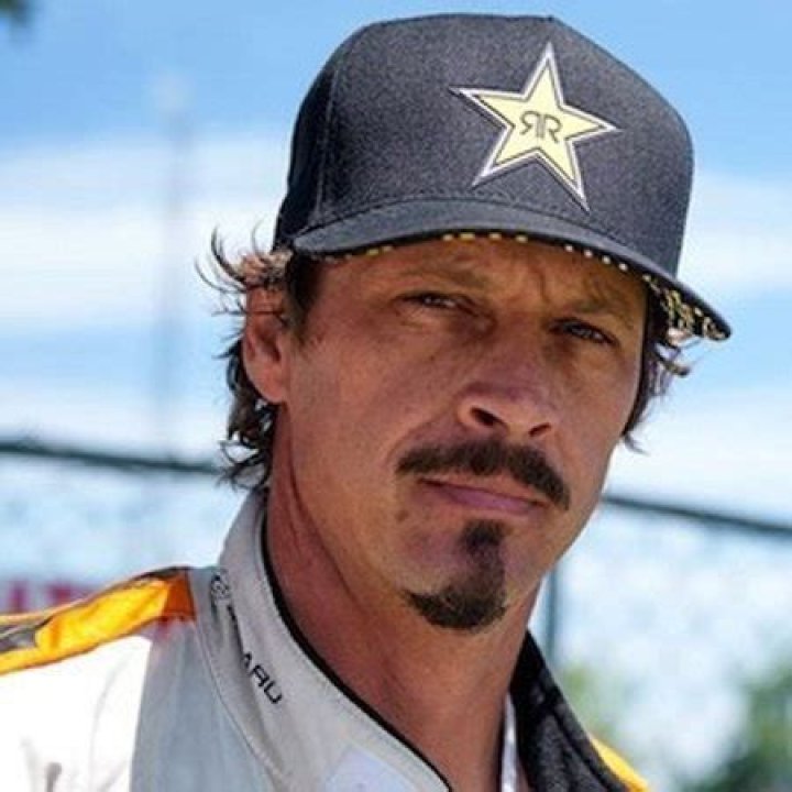 Bucky Lasek Net Worth, Age, Height, Bio, Birthday, Wiki!