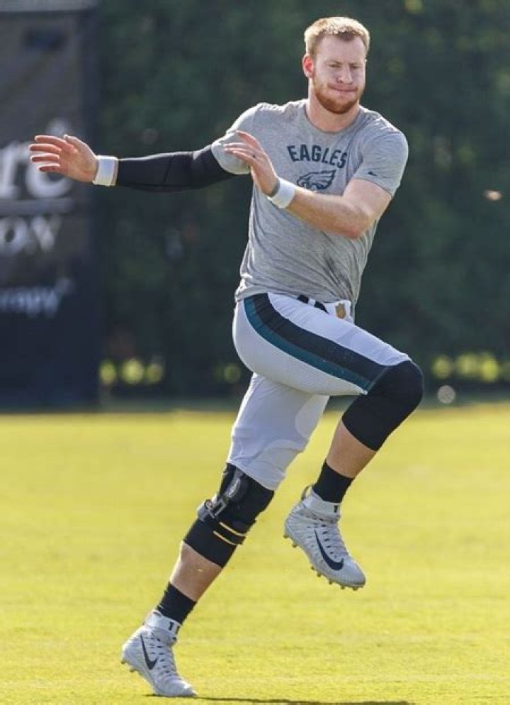 Carson Wentz Age, Height, Weight