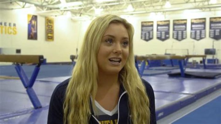 Chloe Cluchey- Age, Bio, Height, Net Worth, Boyfriend, Dating, Career