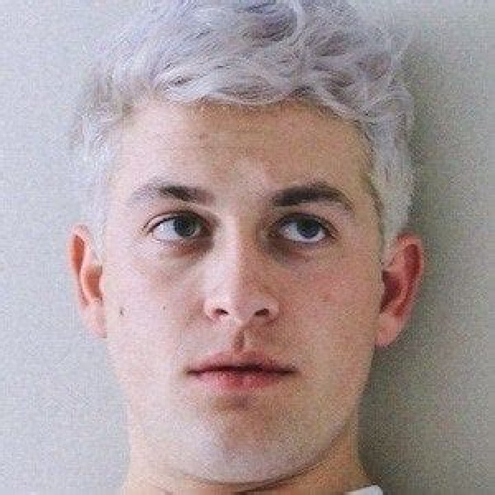 Chris Klemens Net Worth, Age, Height, Bio, Birthday, Wiki!