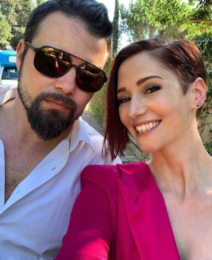 Chyler Leigh- Wiki, Age, Height, Net Worth, Husband, Marriage