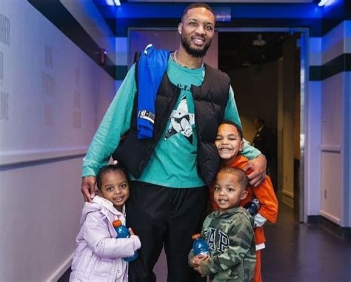 Damian Lillard Siblings: Meet His 2 Siblings