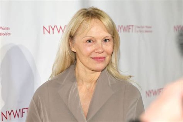 Dana Anderson - Net Worth, Age, Height, Birthday, Bio, Wiki!