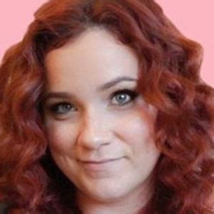 Danelle Hallan Net Worth, Age, Height, Bio, Birthday, Wiki!