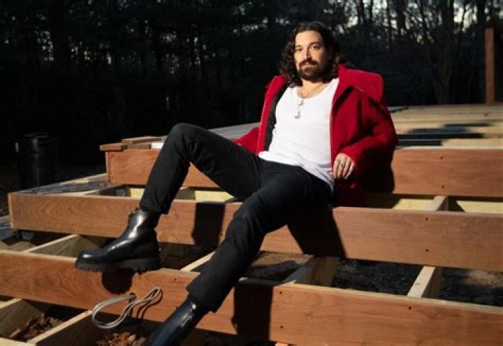 Davey Harris deep dives us into heartache with his new single 
