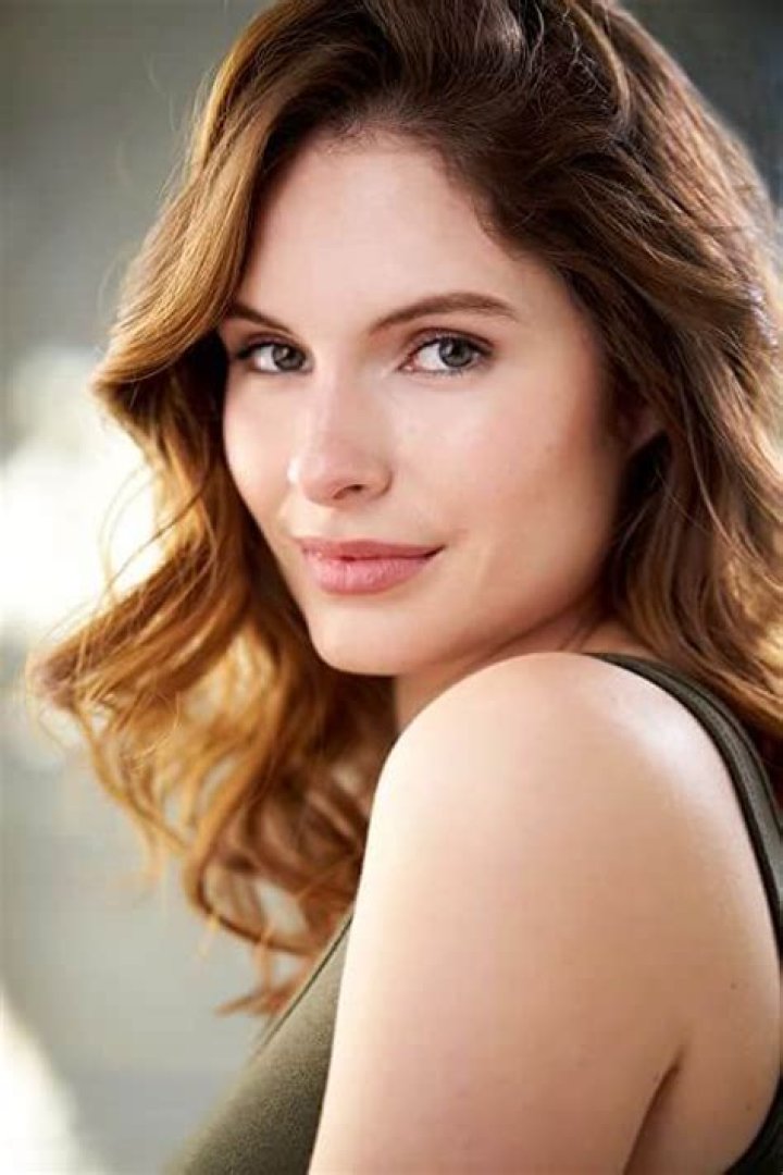 Dawn Davenport- Bio, Wiki, Age, Height, Net Worth, Relationship, Career