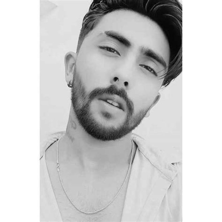 Deepak Singh- Net Worth, Bio, Age, Dating, Height, Career