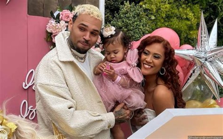 Diamond Brown Net Worth, Chris Brown Announces New Baby, Name & Age Revealed