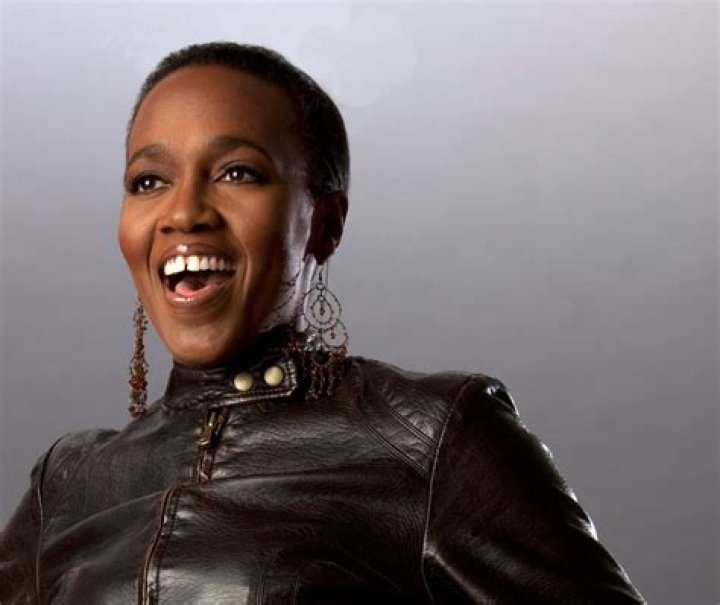 Dionne Farris Net Worth, Age, Height, Bio, Birthday, Wiki!