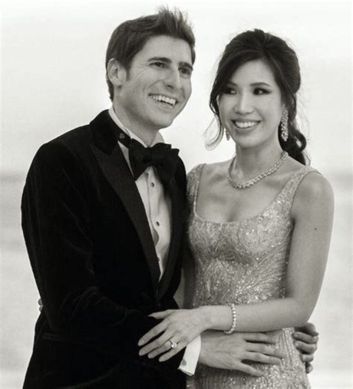 Eduardo Saverin Wife: Meet Elaine Andriejanssen