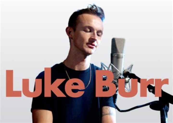 EXCLUSIVE: CelebMix interviews upcoming artist Luke Burr