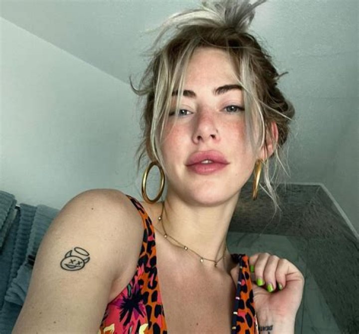 Fame | Carter Cruise net worth and salary income estimation Jan, 2024