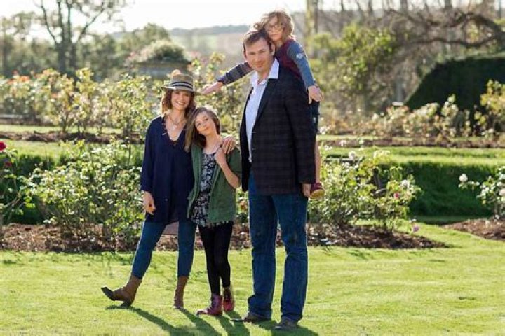 Fame | Charles Courtenay, 19th Earl of Devon net worth and salary income estimation Jan, 2024