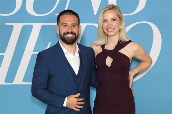 Fame | Shay Mooney net worth and salary income estimation Apr, 2024