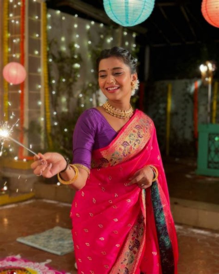 Fame | Shivani Mundhekar net worth and salary income estimation Apr, 2024