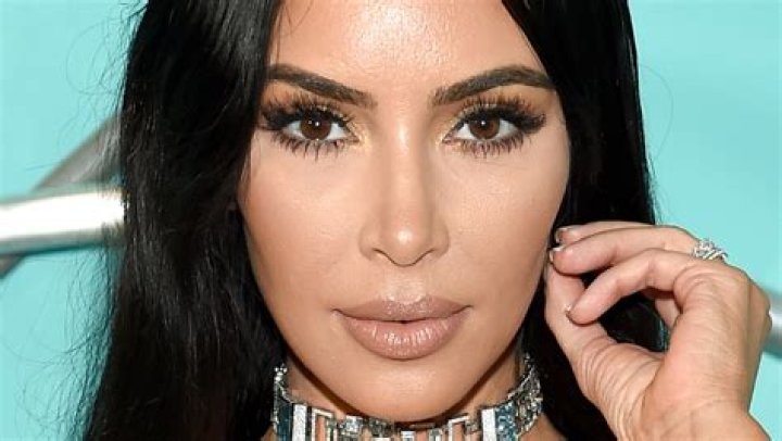 Famous Celebrities Who Lost All Their Money