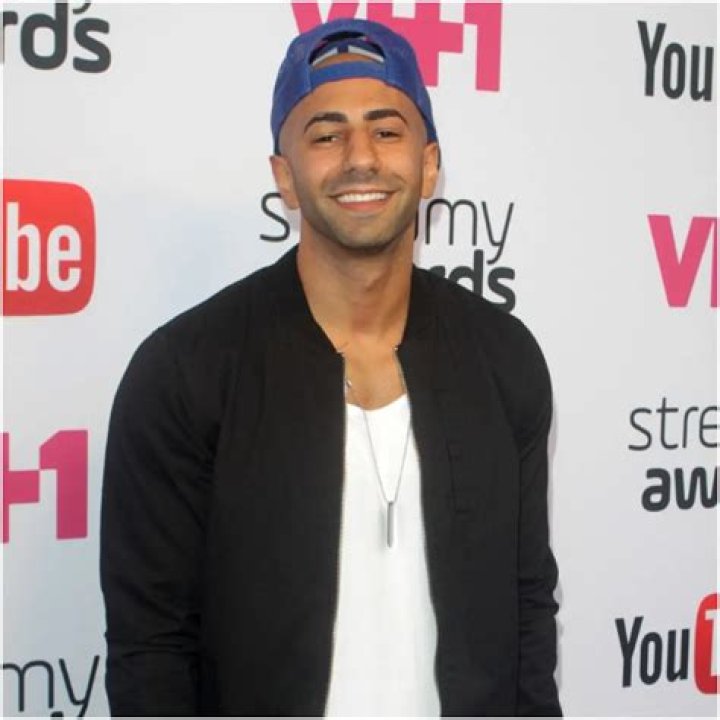 fouseyTUBE- Net Worth, Bio, Age, Nationality, Girlfriend, Height, Twitter, Career