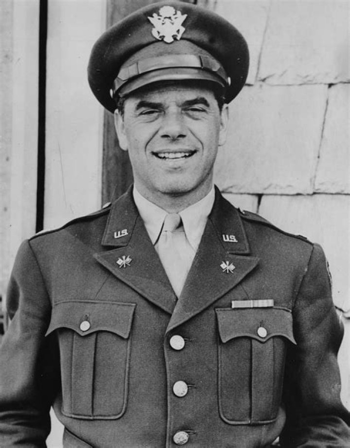 Frank Capra - Net Worth, Age, Height, Birthday, Bio, Wiki!