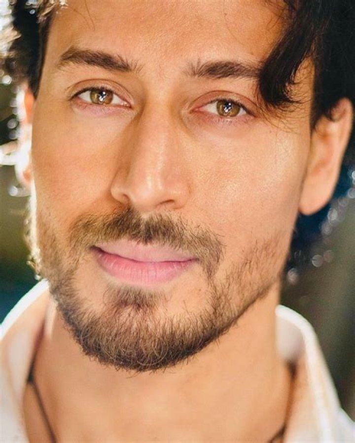 Get to know Tiger Shroff: Biography, Age, Career, Net Worth, Height, Relationship & More