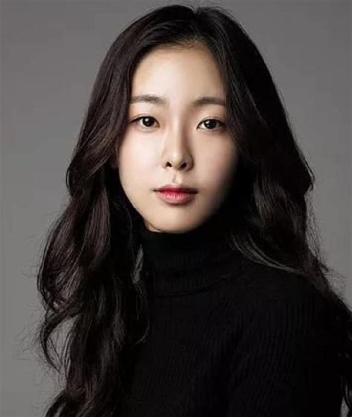 Go Won-hee - Net Worth, Age, Height, Birthday, Bio, Wiki!