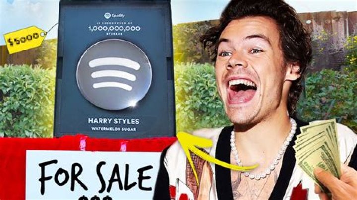 Harry Styles Reaches One Billion Streams On Spotify