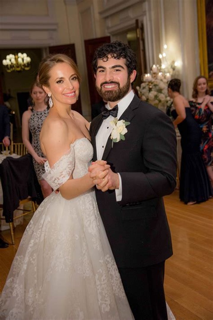 How old is Jedediah Bila husband, Jeremy Scher Today