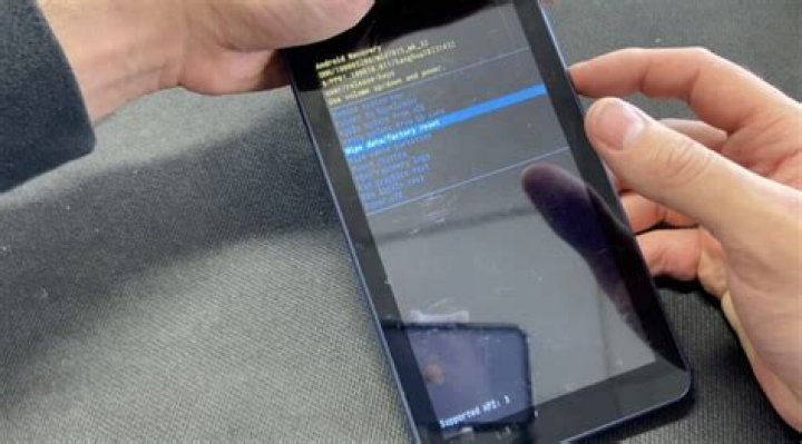 How to reset onn tablet
