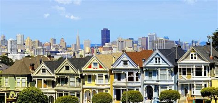 Is oakland a suburb of san francisco