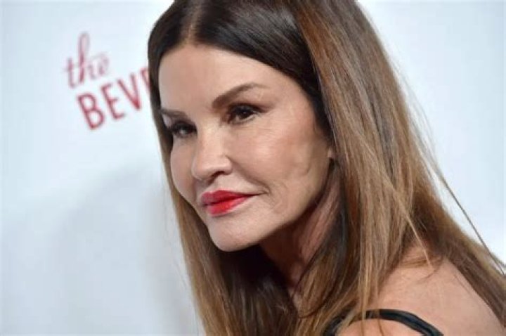 Janice Dickinson Net Worth, Age, Height, Bio, Birthday, Wiki!