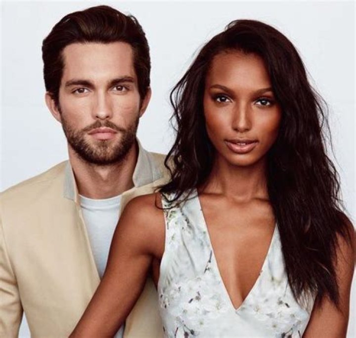 Jasmine Tookes’s Boyfriend: Who is Jasmine Tookes Dating?