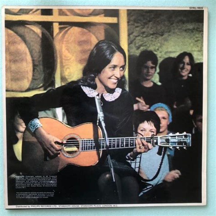 Joan Baez Bio, Age, Career, Net Worth, Awards, Family & More