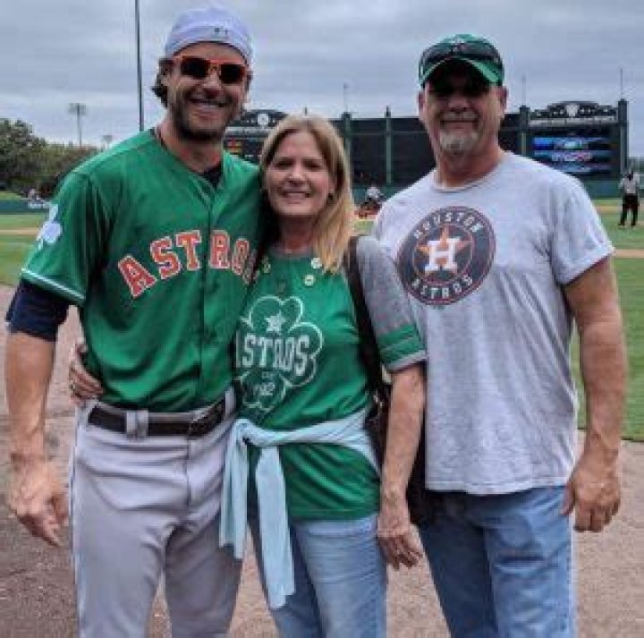 Josh Reddick Bio, Wiki, Age, Height, Family, Wife, Team, Salary, and Net Worth.
