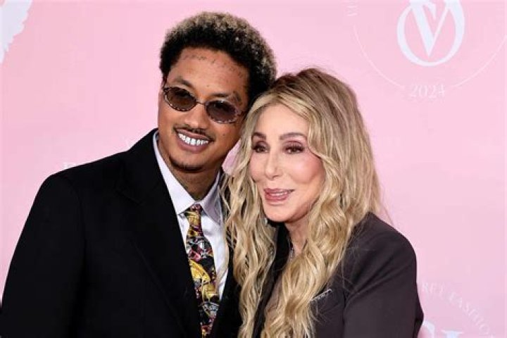 Jsizzle10’s Boyfriend: Who is Jsizzle10 Dating?