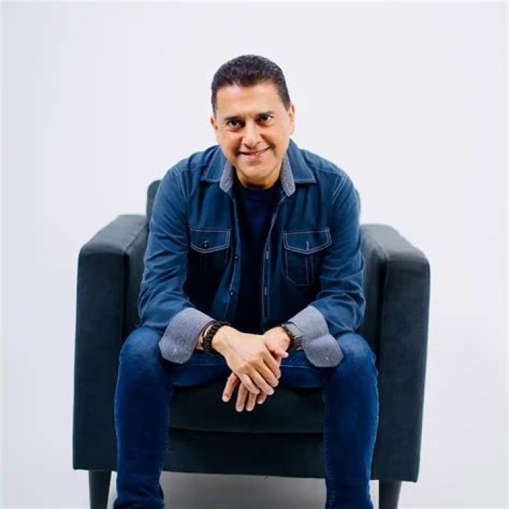 Juan Carlos Alvarado - Net Worth, Age, Height, Birthday, Bio, Wiki!