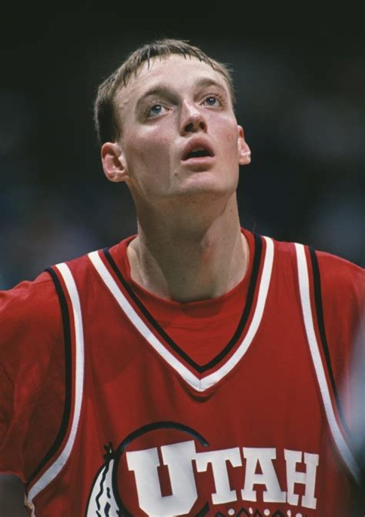 Keith Van Horn Net Worth, Age, Height, Bio, Birthday, Wiki!