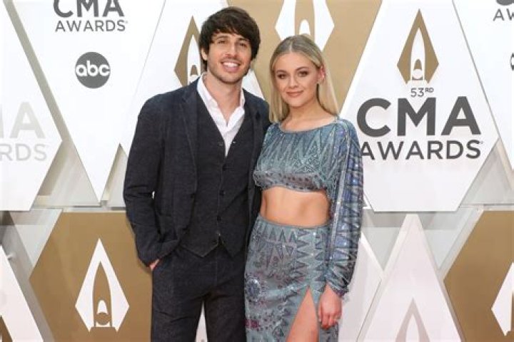 Kelsea Ballerini engaged to Morgan Evans