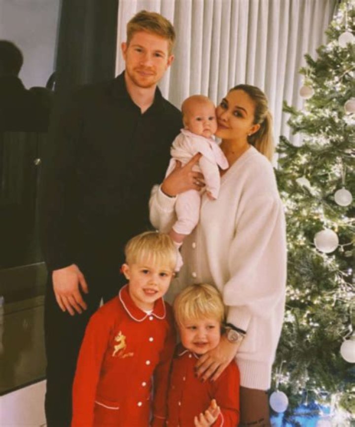 Kevin De Bruyne Bio, Age, Height, Wife, Children, Net Worth, Stats