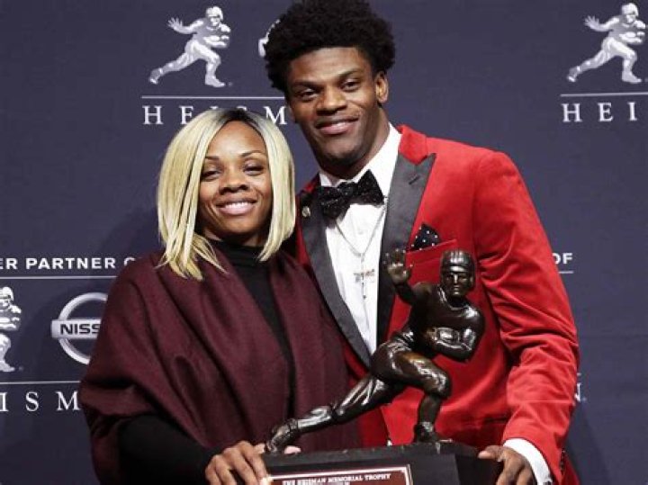Know All About Lamar Jackson Girlfriend Jaime Taylor!